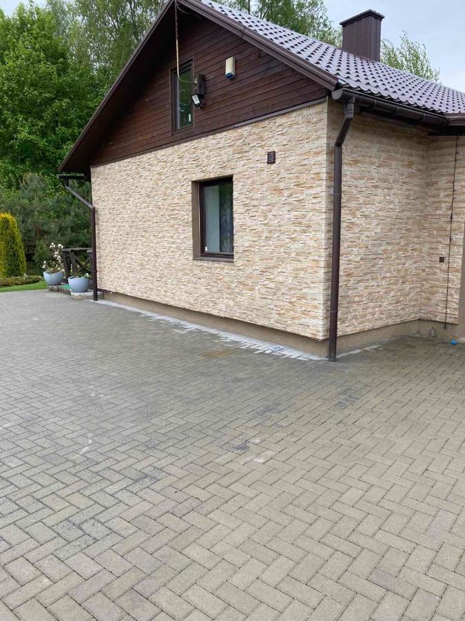 Privatus Namas Apartman Šilutė Kültér fotó