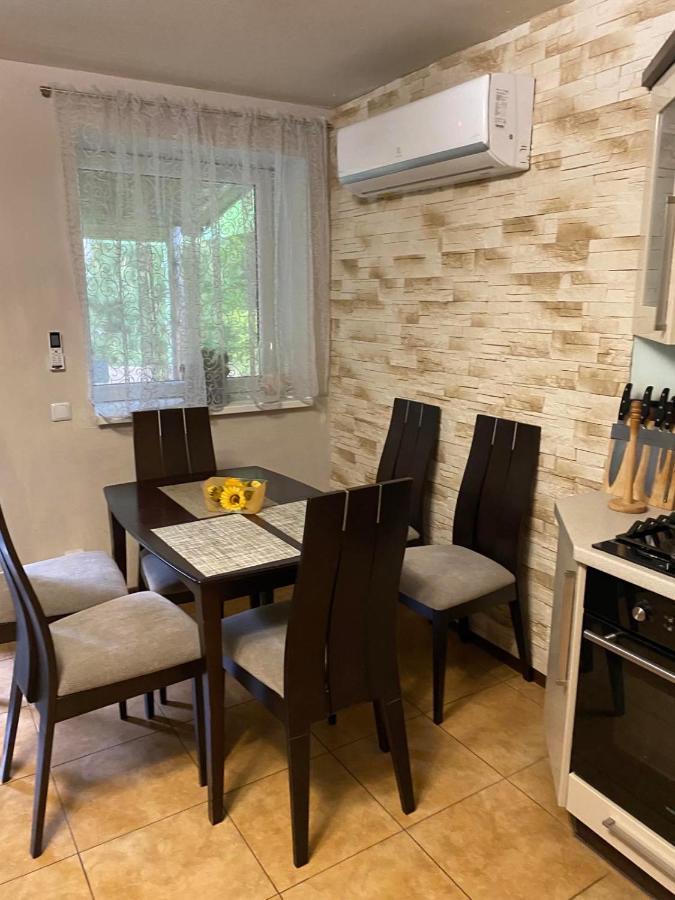 Privatus Namas Apartman Šilutė Kültér fotó
