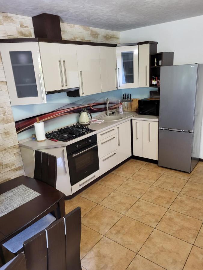 Privatus Namas Apartman Šilutė Kültér fotó